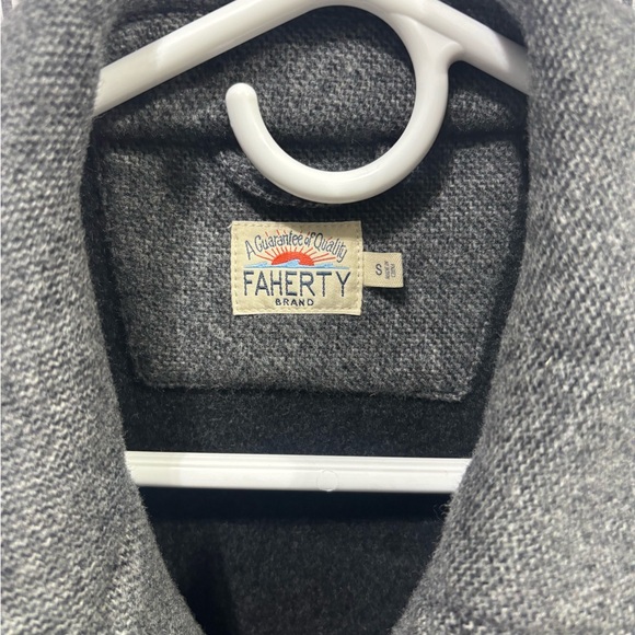 Faherty Charcoal Gray Men's Shirt Jacket - Picture 2 of 6